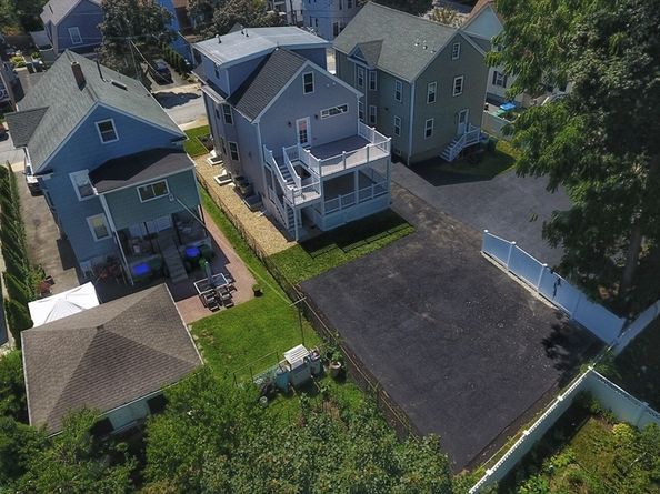 10 Lewis St 2, Medford MA 02155