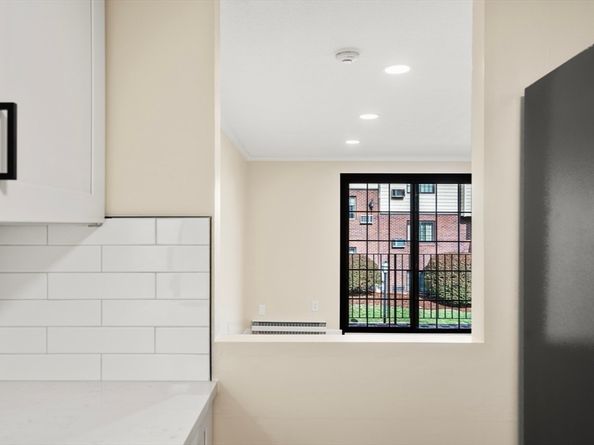 11 Royal Crest Dr 5, Randolph MA 02368
