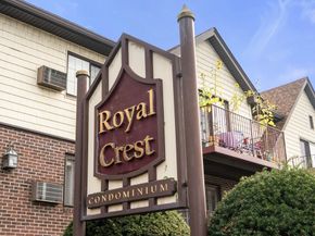 11 Royal Crest Dr 5, Randolph MA 02368