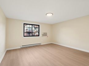 11 Royal Crest Dr 5, Randolph MA 02368