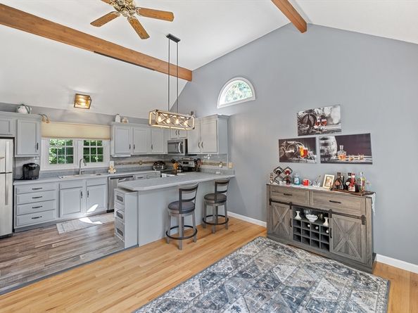 124 Ashley Lane 124, Middleboro MA 02346