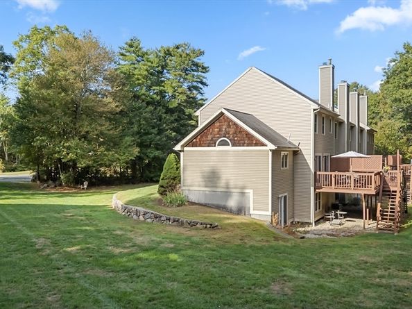 124 Ashley Lane 124, Middleboro MA 02346