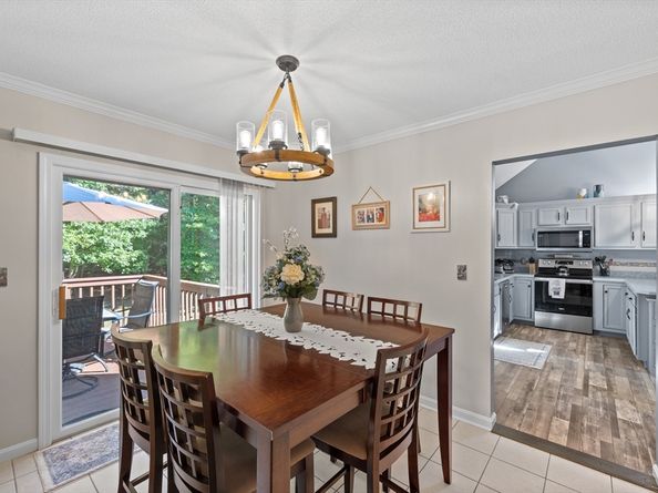 124 Ashley Lane 124, Middleboro MA 02346