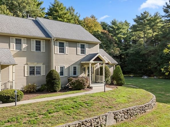 124 Ashley Lane 124, Middleboro MA 02346