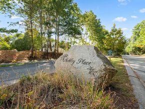 124 Ashley Lane 124, Middleboro MA 02346