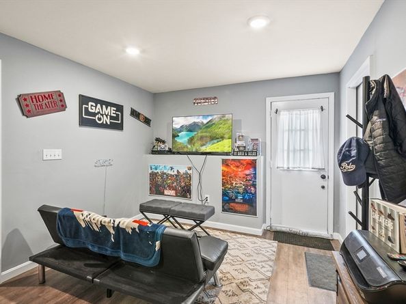 5 Hawthorne Circle, Northborough MA 01532