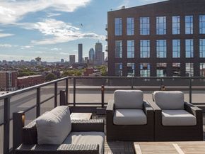 32 Traveler St PH8, Boston MA 02118