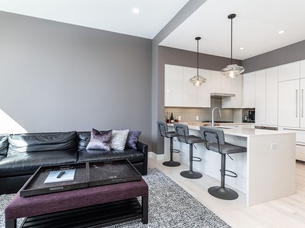 32 Traveler St PH8, Boston MA 02118
