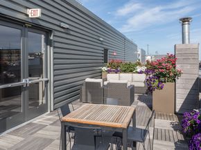 32 Traveler St PH8, Boston MA 02118