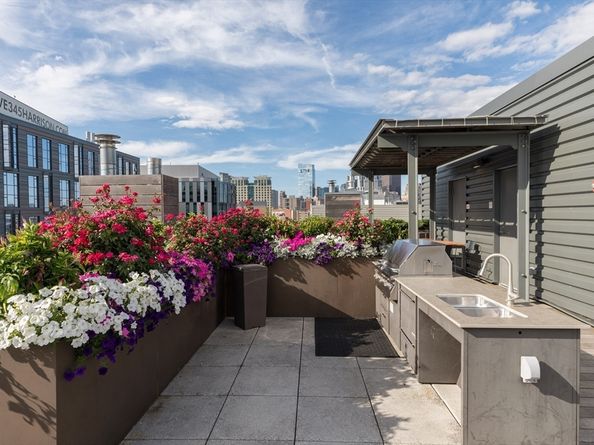 32 Traveler St PH8, Boston MA 02118