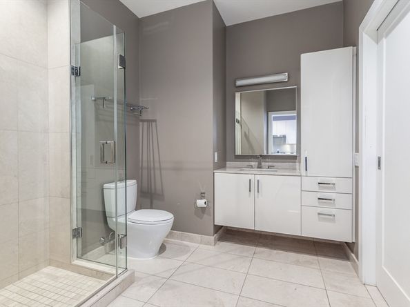 32 Traveler St PH8, Boston MA 02118