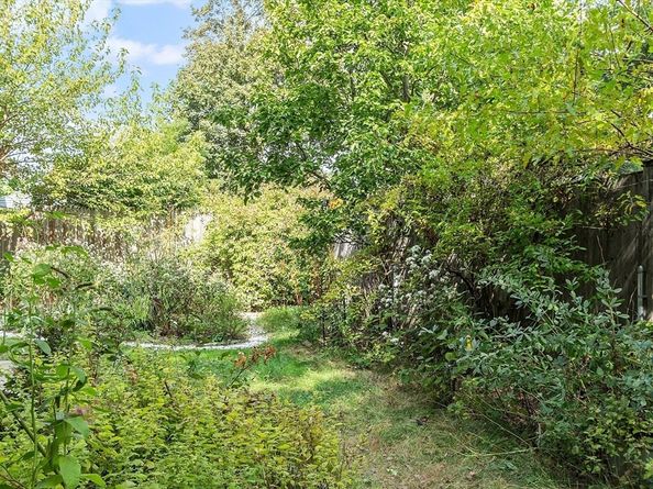 366 Grove St, Melrose MA 02176
