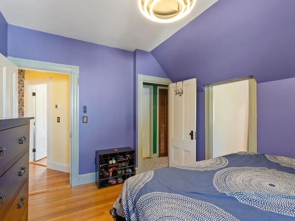 366 Grove St, Melrose MA 02176