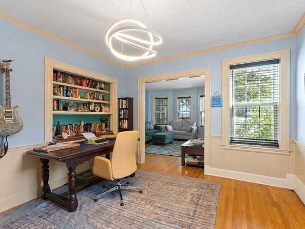 366 Grove St, Melrose MA 02176