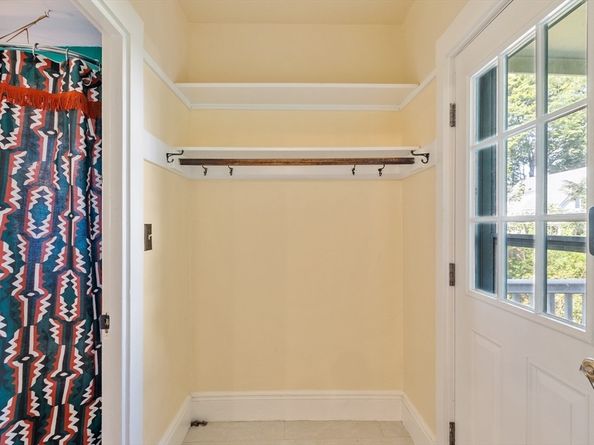 366 Grove St, Melrose MA 02176