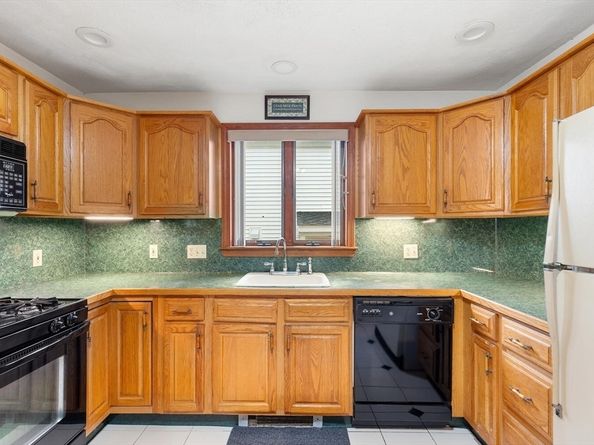 23 Pratt Street, Malden MA 02148