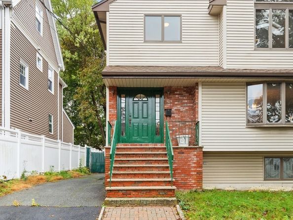23 Pratt Street, Malden MA 02148