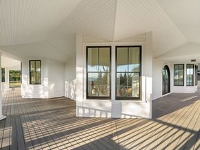 9 Little Nahant Rd, Nahant MA 01908