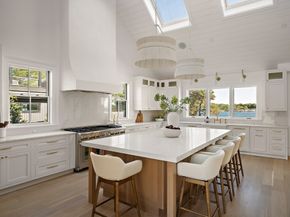 9 Little Nahant Rd, Nahant MA 01908