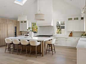 9 Little Nahant Rd, Nahant MA 01908