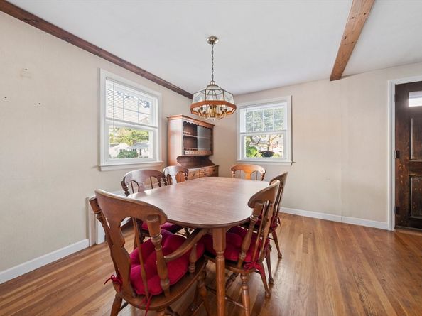 34 Bowes Ave, Quincy MA 02169
