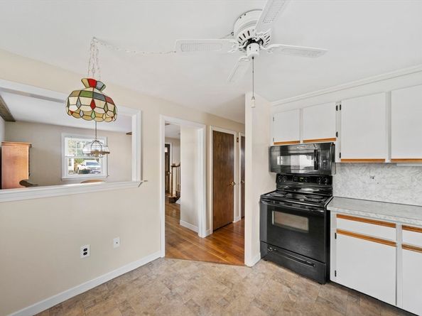34 Bowes Ave, Quincy MA 02169