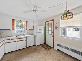 34 Bowes Ave, Quincy MA 02169