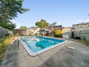 34 Bowes Ave, Quincy MA 02169