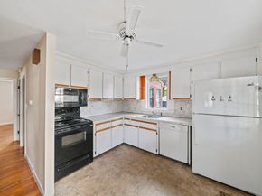 34 Bowes Ave, Quincy MA 02169