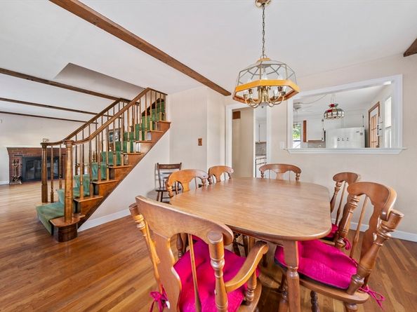 34 Bowes Ave, Quincy MA 02169