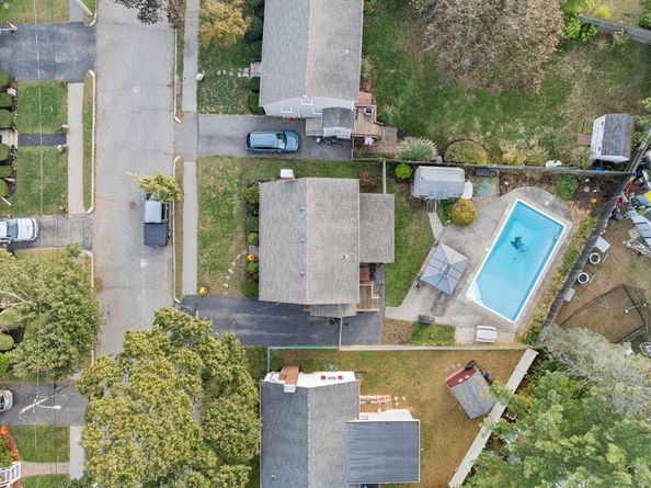 34 Bowes Ave, Quincy MA 02169