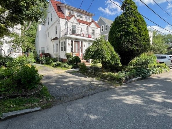 23 Highland Rd, Somerville MA 02144