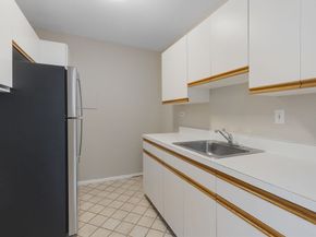 6 Whittier Pl 14N&O, Boston MA 02114