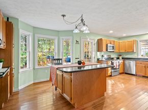 29 Shore Drive, Upton MA 01568