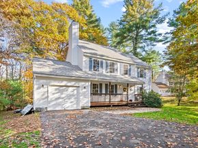 29 Shore Drive, Upton MA 01568