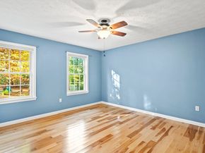 29 Shore Drive, Upton MA 01568