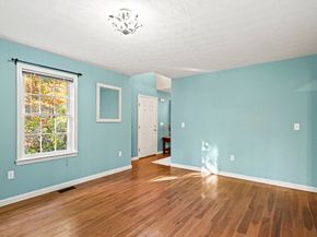 29 Shore Drive, Upton MA 01568
