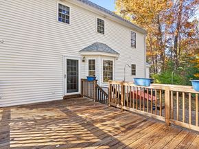 29 Shore Drive, Upton MA 01568