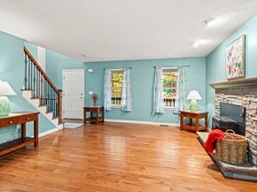 29 Shore Drive, Upton MA 01568