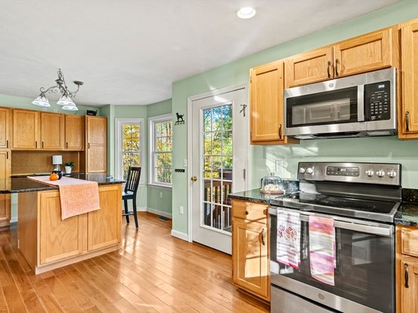 29 Shore Drive, Upton MA 01568