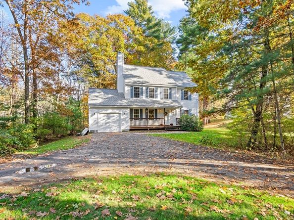 29 Shore Drive, Upton MA 01568
