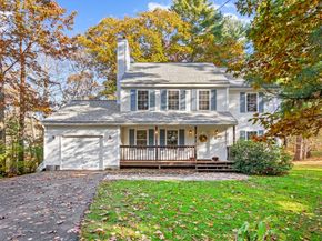 29 Shore Drive, Upton MA 01568