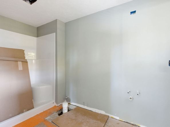 15 Forest St, Wilmington MA 01887