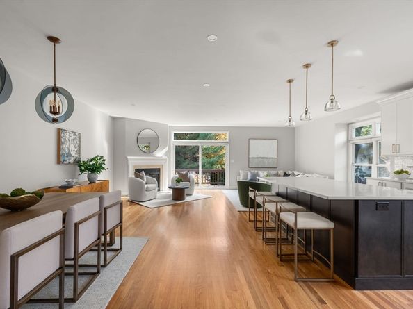 38 Tanglewood Road 38, Newton MA 02459