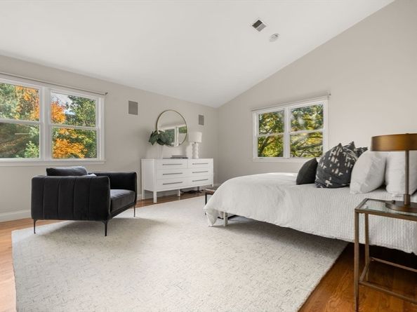 38 Tanglewood Road 38, Newton MA 02459