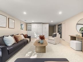 38 Tanglewood Road 38, Newton MA 02459