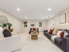 38 Tanglewood Road 38, Newton MA 02459