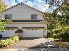 38 Tanglewood Road 38, Newton MA 02459