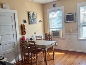 192 Federal Ave B, Quincy MA 02169