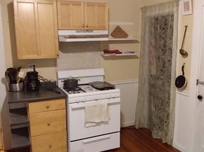 192 Federal Ave B, Quincy MA 02169